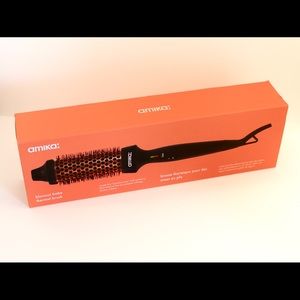 AMIKA Blowout Babe Thermal Brush NEW IN BOX
